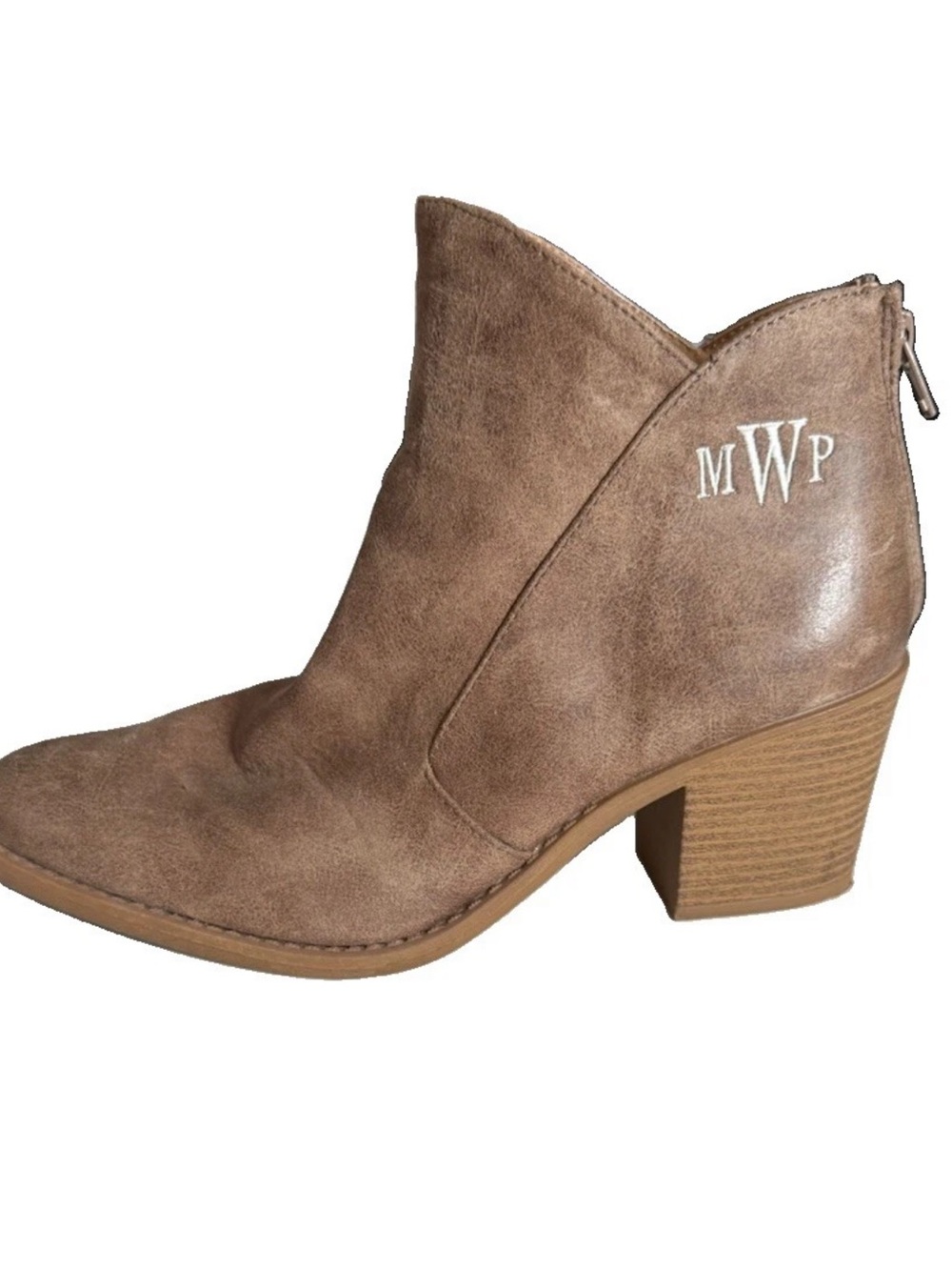 Fall Rustic Western Chic Ankle Boots V Cut Stacked Block Heel Taupe Boots Size 9